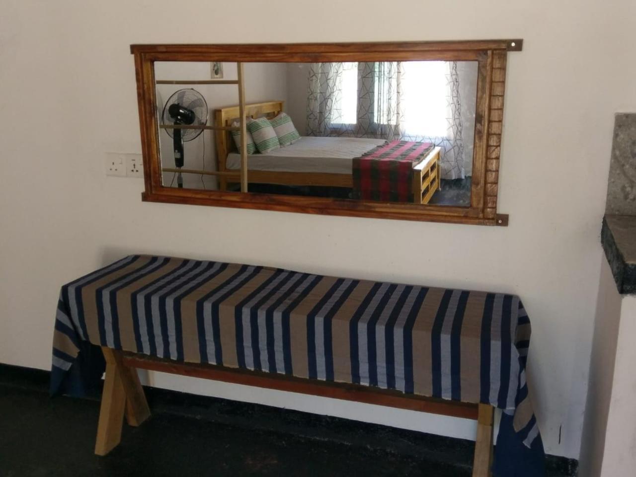Peacock Garden Bed and Breakfast Tangalle Εξωτερικό φωτογραφία